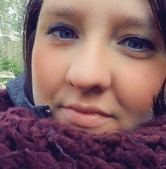 Meet your Posher, Stéphanie - Picture 1 of 1